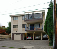 1006 N 43rd St in Seattle, WA - Foto de edificio - Building Photo