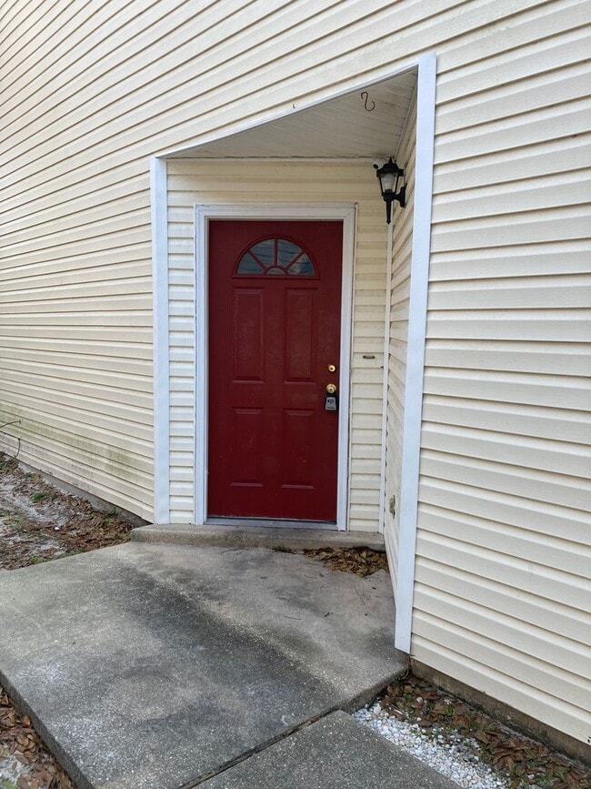 property at 695 Lloyd St