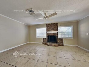 205 Donatello Dr in Brandon, FL - Building Photo - Building Photo