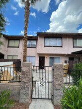4363 Spencer St in Las Vegas, NV - Building Photo - Building Photo