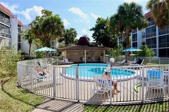 3776 Inverrary Blvd in Lauderhill, FL - Building Photo - Building Photo
