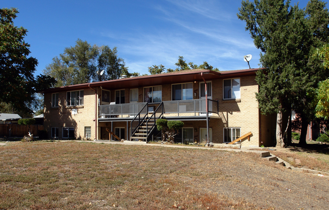 Fountain Vista Apartments in Aurora, CO - Building Photo