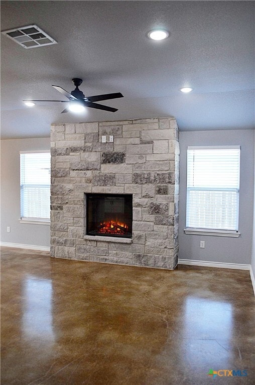 745 Freedom Cir in Nolanville, TX - Foto de edificio - Building Photo