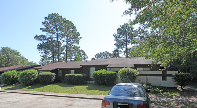 1730 Debby Ave in Pensacola, FL - Building Photo - Building Photo