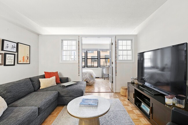 property at 520 E 81st St