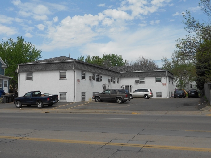 120 N Cliff Ave in Sioux Falls, SD - Building Photo