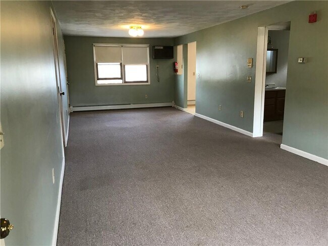 50 Mowry Ave in East Providence, RI - Building Photo - Building Photo