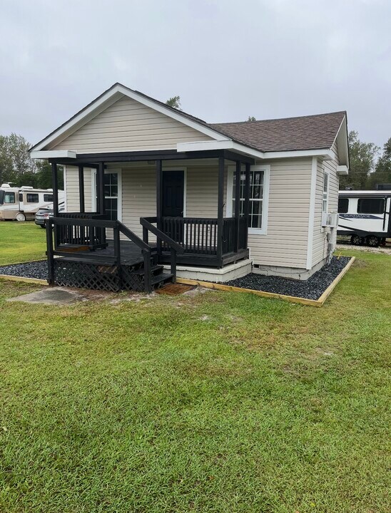 2205 NC-172 in Sneads Ferry, NC - Building Photo
