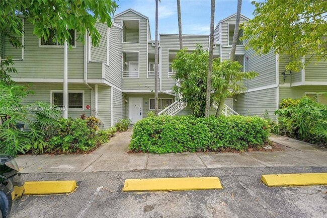 3453 NW 44th St, Unit 107 in Lauderdale Lakes, FL - Foto de edificio - Building Photo