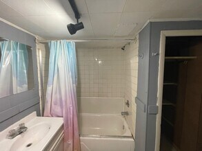 609 Sager St in Danville, IL - Building Photo - Building Photo