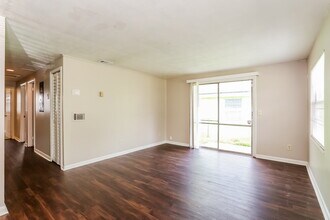 2229 W 16th St in Jacksonville, FL - Building Photo - Building Photo