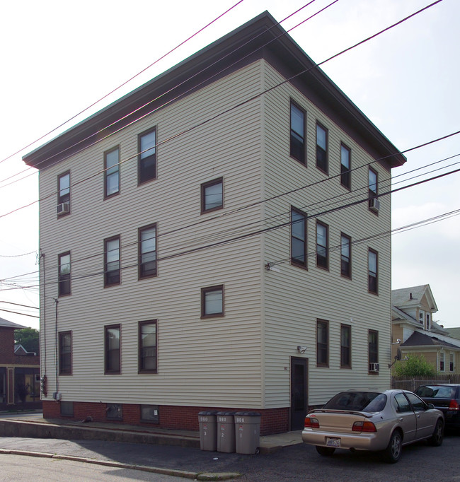 980 Charles St in Providence, RI - Building Photo - Building Photo