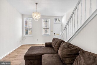 1738 N Bouvier St in Philadelphia, PA - Building Photo - Building Photo