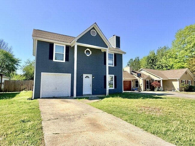 2531 Clovis Rd SW in Huntsville, AL - Foto de edificio - Building Photo