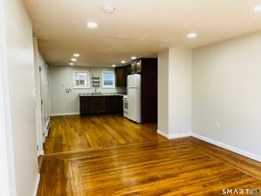 49 Pleasant St in Ansonia, CT - Building Photo - Building Photo