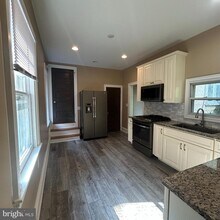 17 Tenby Rd in Havertown, PA - Building Photo - Building Photo