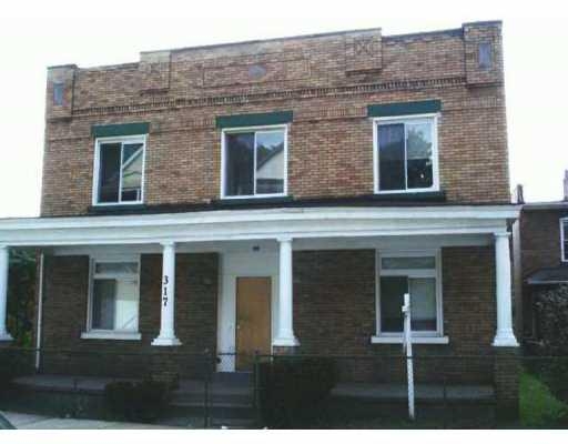 317 Hamilton in Mckees Rocks, PA - Building Photo