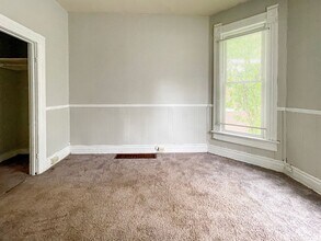 826 W Ashland Ave in Muncie, IN - Building Photo - Building Photo