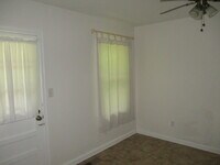 1270 Lawndale Ct photo'