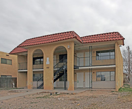 300 Pennsylvania St NE in Albuquerque, NM - Building Photo - Building Photo