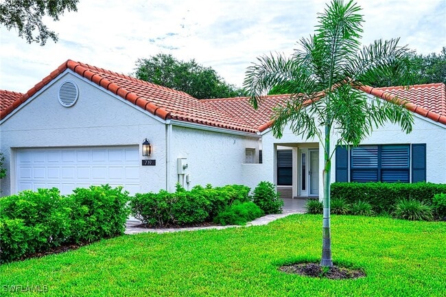 719 Reef Point Cir in Naples, FL - Building Photo - Building Photo