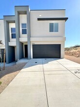 329 S 1930 W in Hurricane, UT - Building Photo - Building Photo