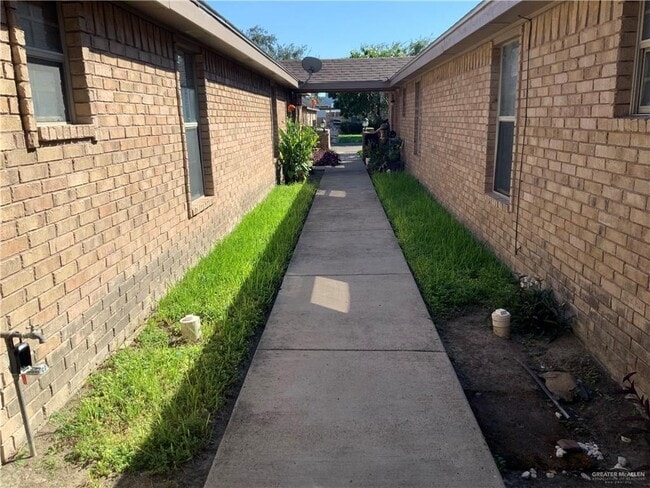 property at 20 W Bronze Ave