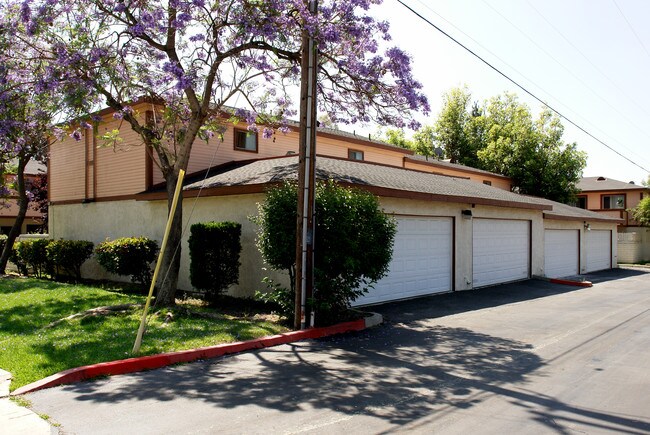 1452-1456 E 5th St in Ontario, CA - Building Photo - Building Photo