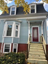 9 Moore St, Unit #2 in Somerville, MA - Building Photo