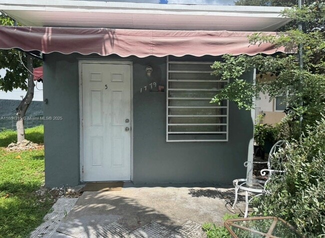 property at 1771 SW 5th St