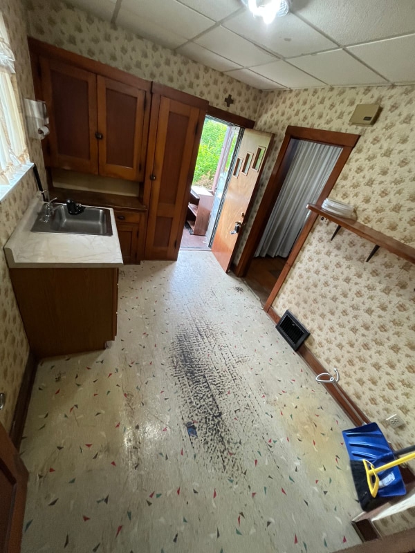 property at 1016 Craig St