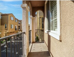 1309 Songbird Way in Torrance, CA - Building Photo - Building Photo