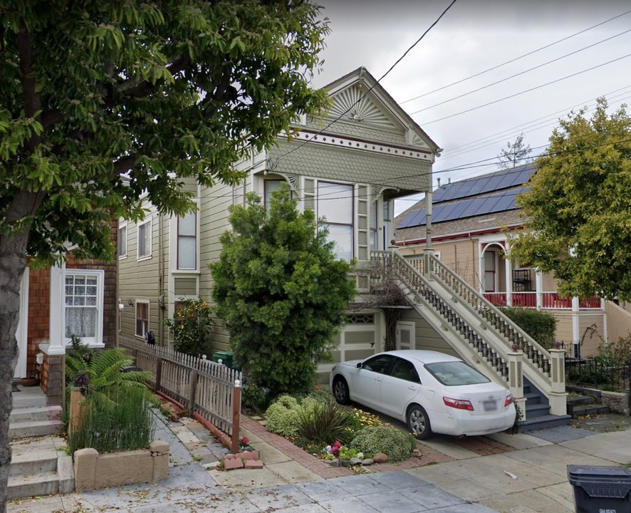 1723 Saint Charles St in Alameda, CA - Building Photo