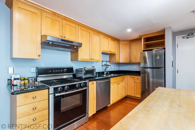 940 Natoma St in San Francisco, CA - Building Photo - Building Photo