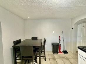 4567 50th Ave N in St. Petersburg, FL - Building Photo - Building Photo