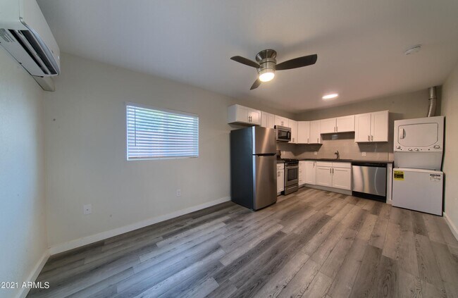 908 E Pasadena Ave in Phoenix, AZ - Building Photo - Building Photo