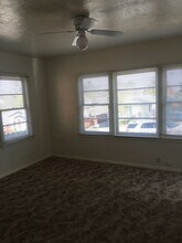 1856 Willis St in Redding, CA - Building Photo - Building Photo