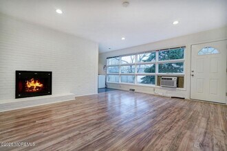 59 Lakewood Rd in Manasquan, NJ - Building Photo - Building Photo