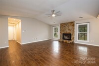 6931 Long Needles Dr in Charlotte, NC - Building Photo - Building Photo