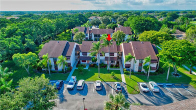 5040 Rose Hill Dr in Boynton Beach, FL - Building Photo - Building Photo