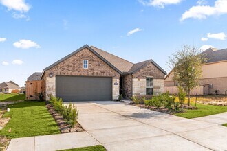 12210 Bell County Ct in Cypress, TX - Building Photo - Building Photo