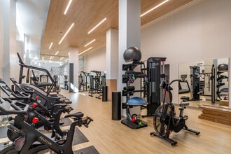 1440 Amsterdam Ave in New York, NY - Building Photo - Interior Photo