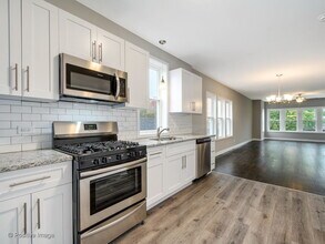 2919 N Kilpatrick Ave in Chicago, IL - Building Photo - Building Photo