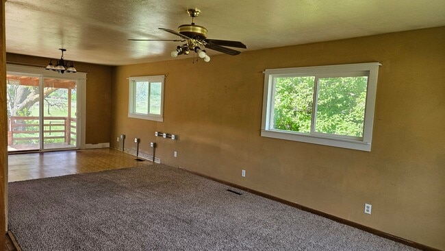 1905 W Old Hwy 91 in Inkom, ID - Building Photo - Building Photo