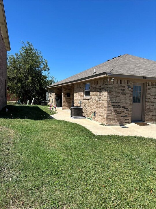 803 Leifester Cir in Killeen, TX - Building Photo