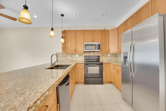 3948 Lake Tahoe Cir in West Palm Beach, FL - Foto de edificio - Building Photo