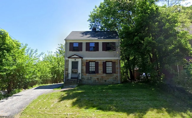 property at 2061 Staunton Rd