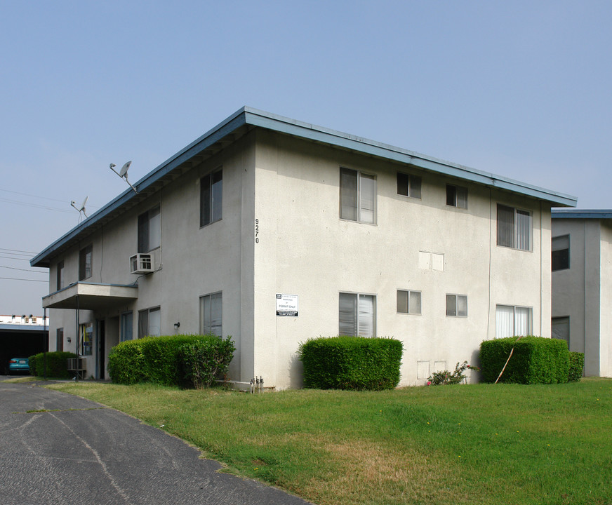 9270 Wheeler Ct in Fontana, CA - Building Photo