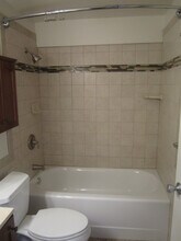 2860 Waialae Ave in Honolulu, HI - Building Photo - Building Photo