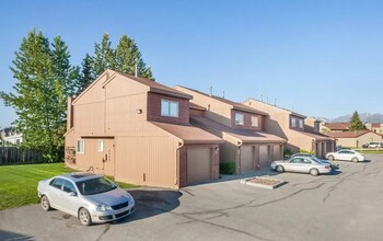 10270 Jamestown Dr, Unit C in Anchorage, AK - Building Photo - Building Photo